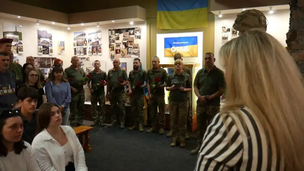 Виставкові матеріали та світлини загиблих бійців 394-го батальйону